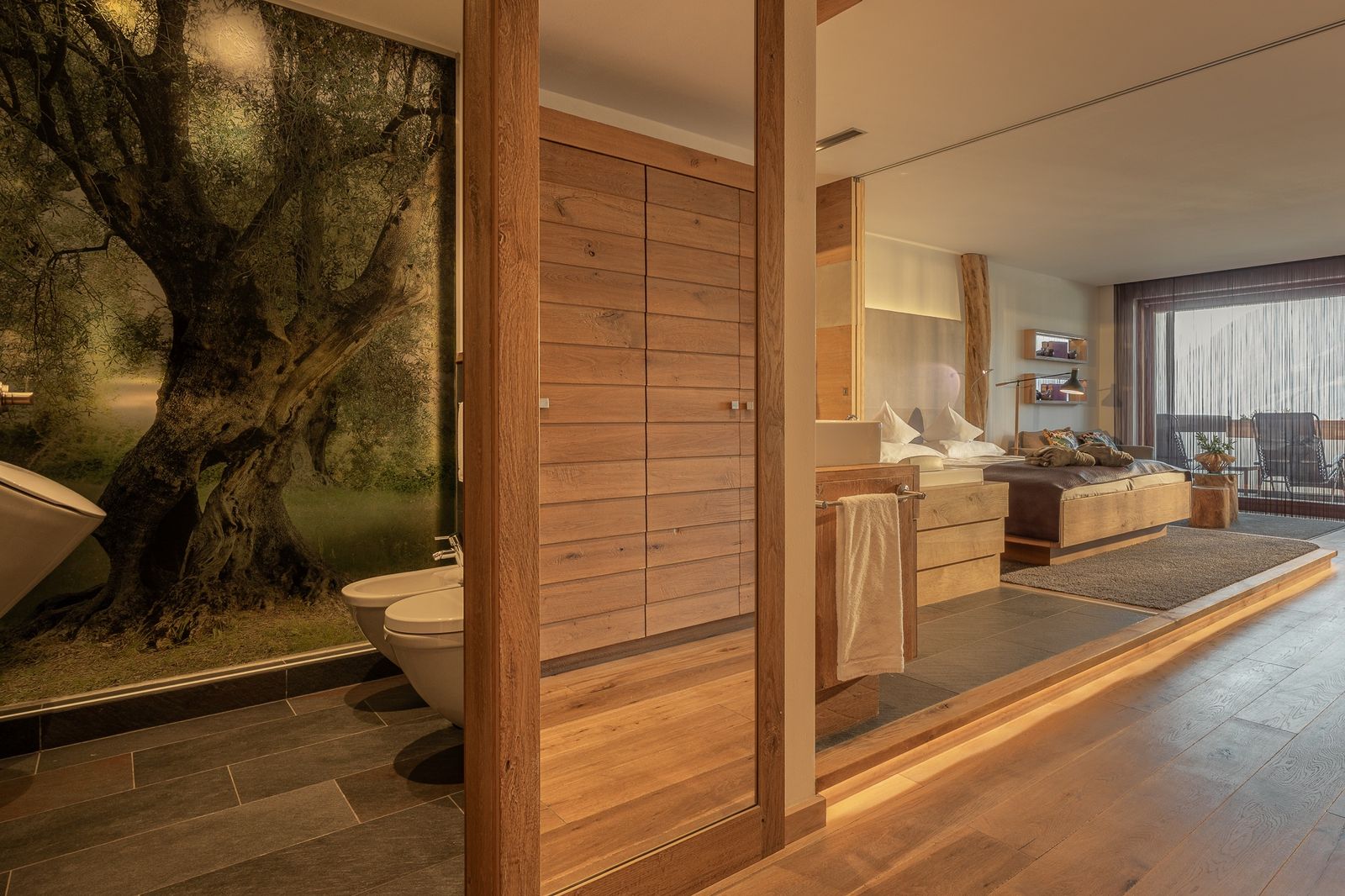 Großes Doppelzimmer Olive mit Panoramablick über Meran