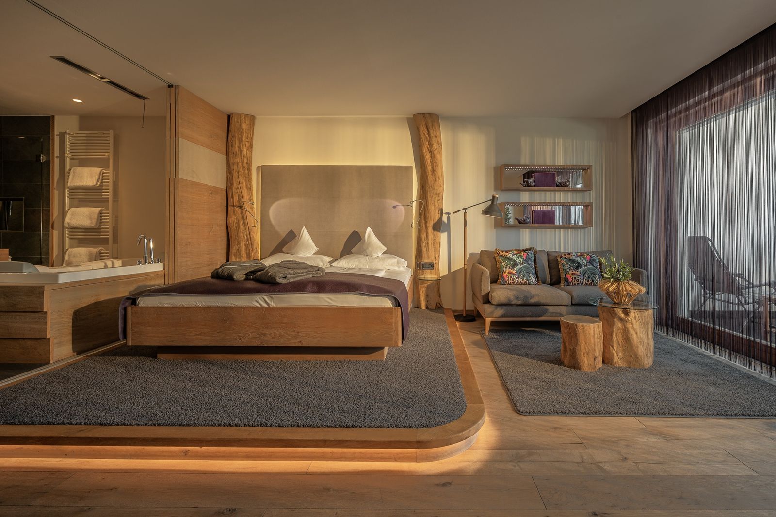 Großes Doppelzimmer Olive mit Panoramablick über Meran