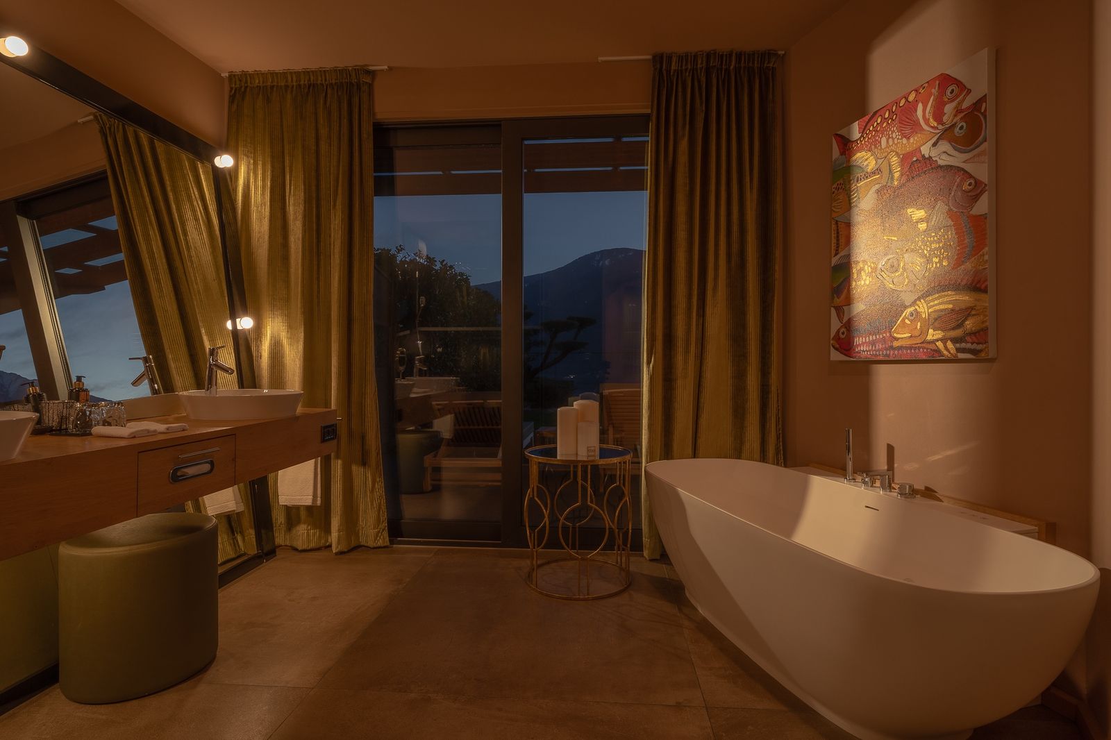 Penthouse Suite Felicità mit großzügiger Privatsphäre, Weitblick und exklusivem Wohnkomfort