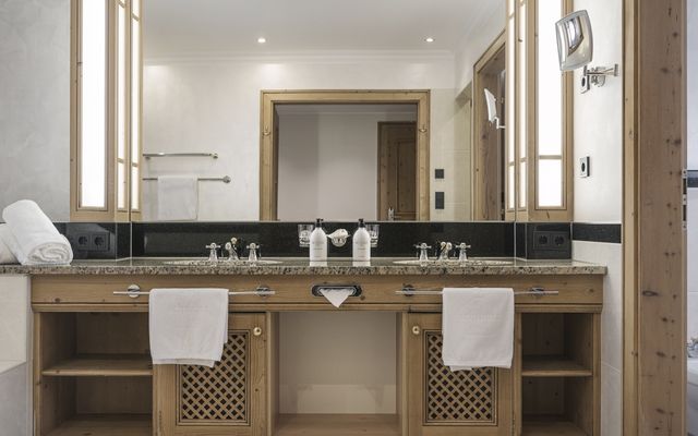 JUNIORSUITE SONNWIESEN image 5 - Alpenresort Schwarz