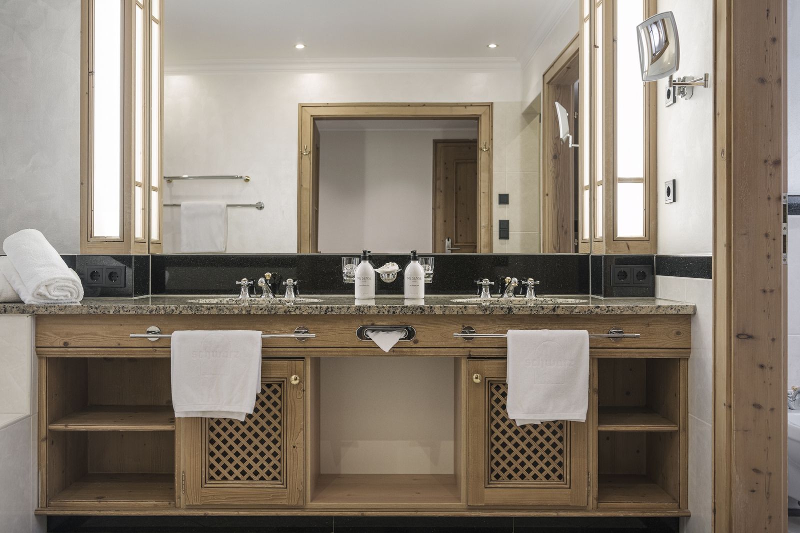 JUNIORSUITE SONNWIESEN image 2 - Alpenresort Schwarz