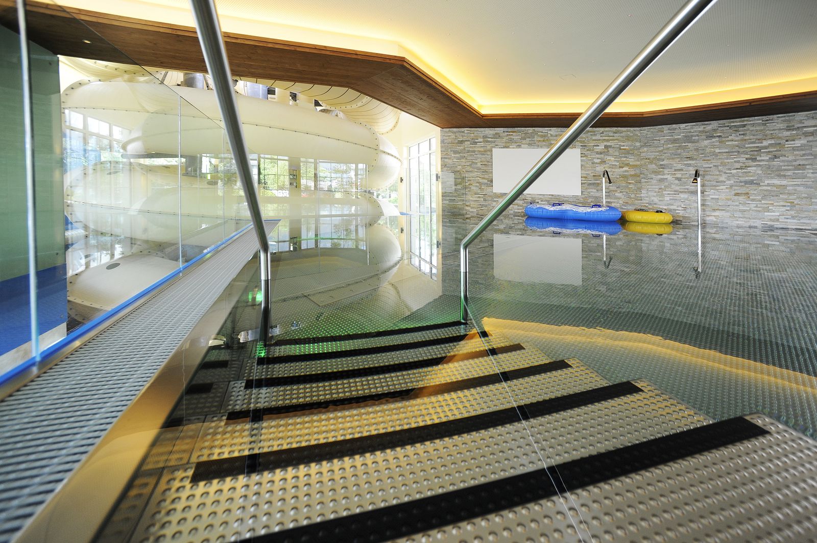 Advantageous family weeks image 1 - Alpenresort Schwarz