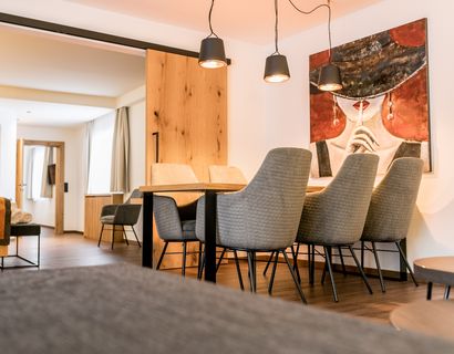 Traumhotel Alpina: Deluxe Studio 85m² "Bachrauschen"