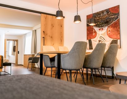 Traumhotel Alpina: Studio de Luxe 85m² „Bachrauschen“