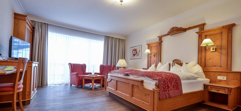 Traumhotel Alpina: Double room 30m² "Basic" image #1