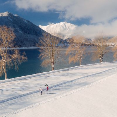 Offer: Cross-country skiing deal - Das Karwendel - Ihr Wellness Zuhause am Achensee