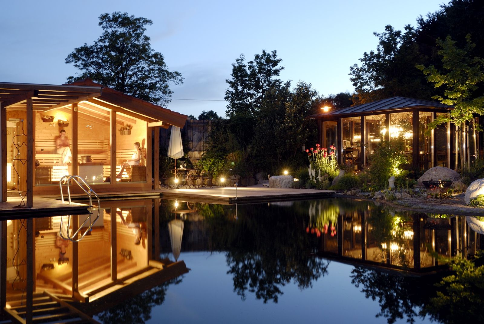 Waldzimmer mit Balkon inklusive Wellnessgarten und Frühstückbüffet image 4 - Hotel Wellnessgarten