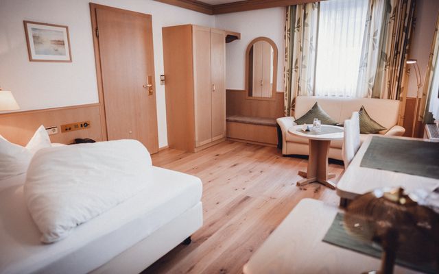 Einzelzimmer „Kohlwald“ image 1 - Wellnesshotel Sonnenhalde