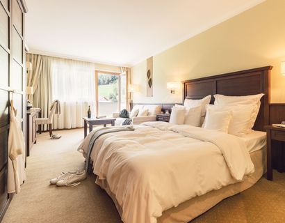Luxury Hideaway & Spa Retreat Alpenpalace: Double room Asia