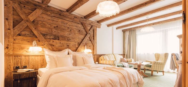 Luxury Hideaway & Spa Retreat Alpenpalace: Doppelzimmer Landleben image #1