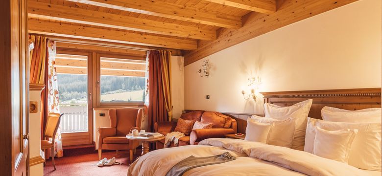 Luxury Hideaway & Spa Retreat Alpenpalace: Junior Suite Belvedere image #1