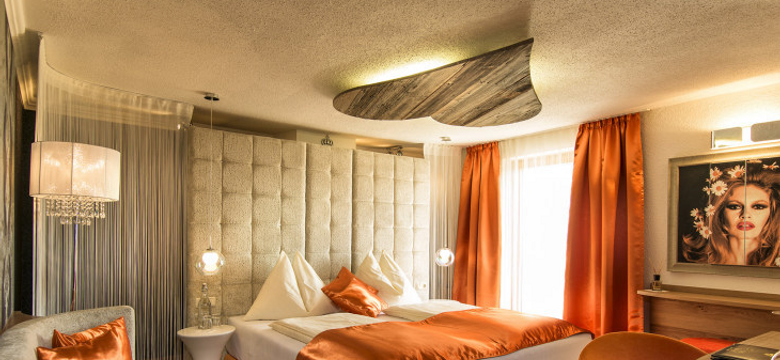 Hotel Winzer Wellness & Kuscheln : Doppelzimmer Sweetheart  image #1
