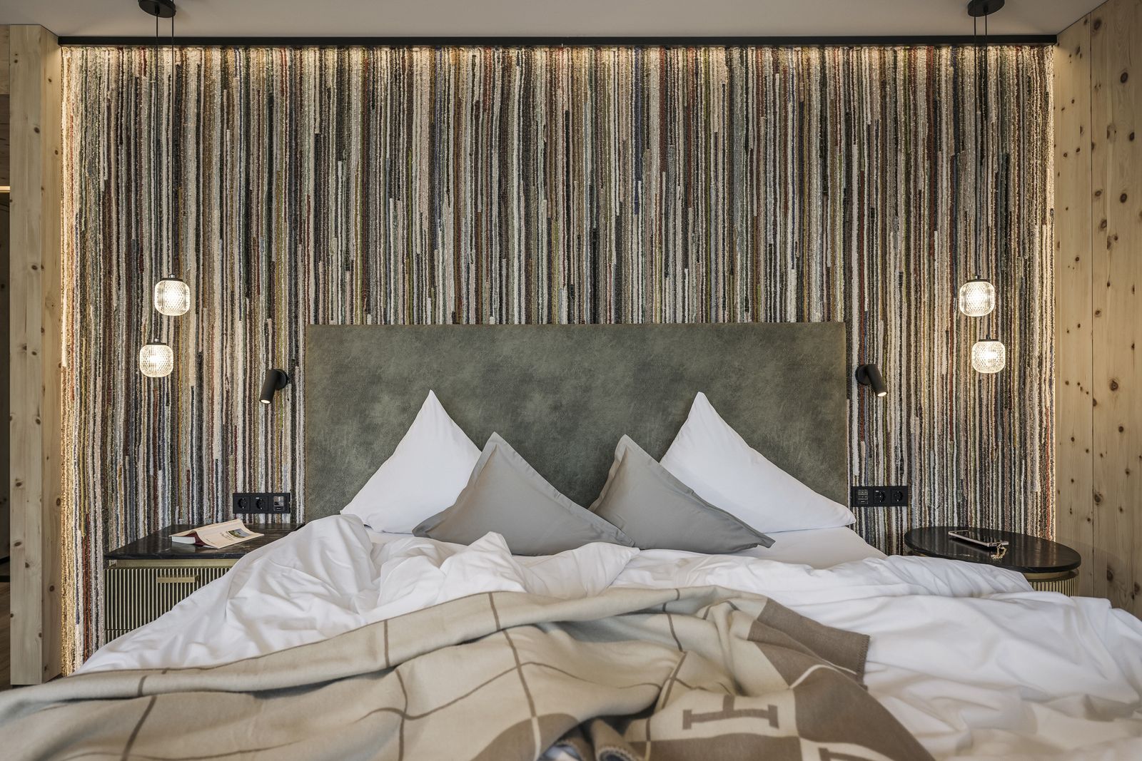 „79er“ Zirben FamilySuite Panorama image 2 - Mia Alpina