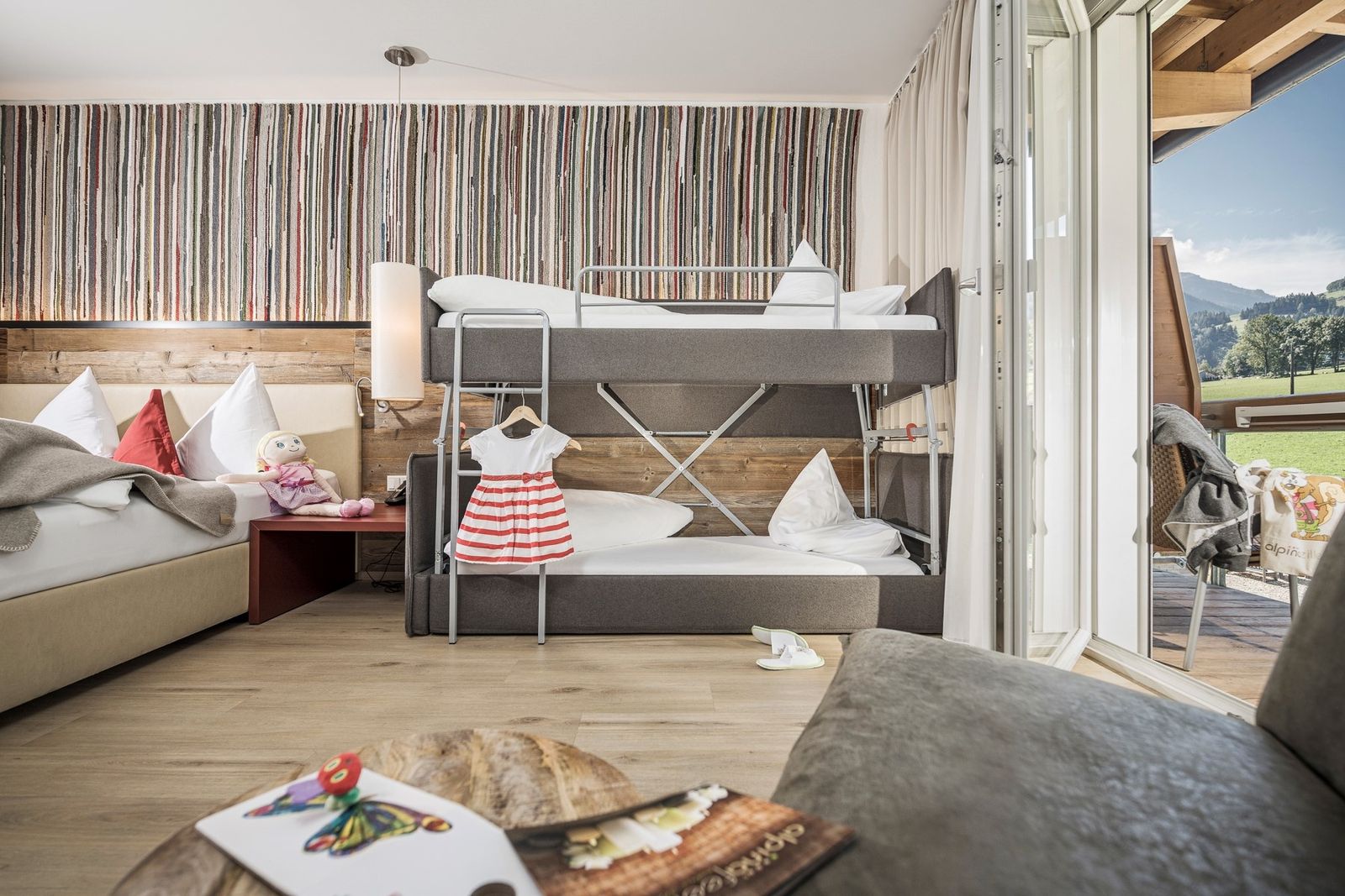 „35er" Junior Panorama image 1 - Mia Alpina