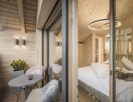 Hotel Room: Family Suite "Swiss pine" Panorama 85m² - Mia Alpina