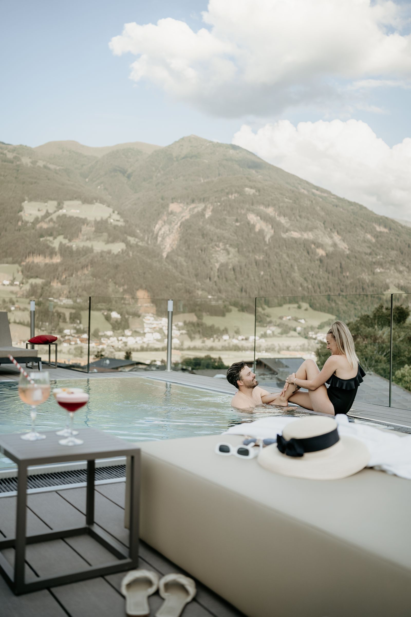 mia alpina feeling 7=6 image 3 - Mia Alpina