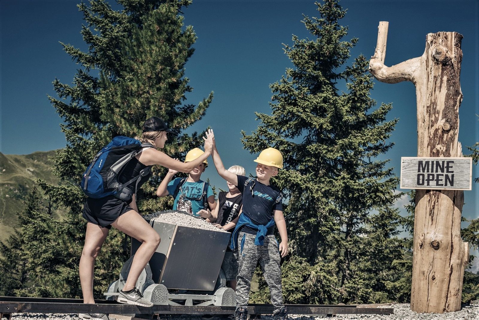 Happy Family Sommer 2025/26 image 4 - Mia Alpina