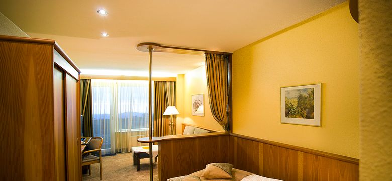 Nationalpark-Hotel Schliffkopf: Single room Brandenkopf image #3