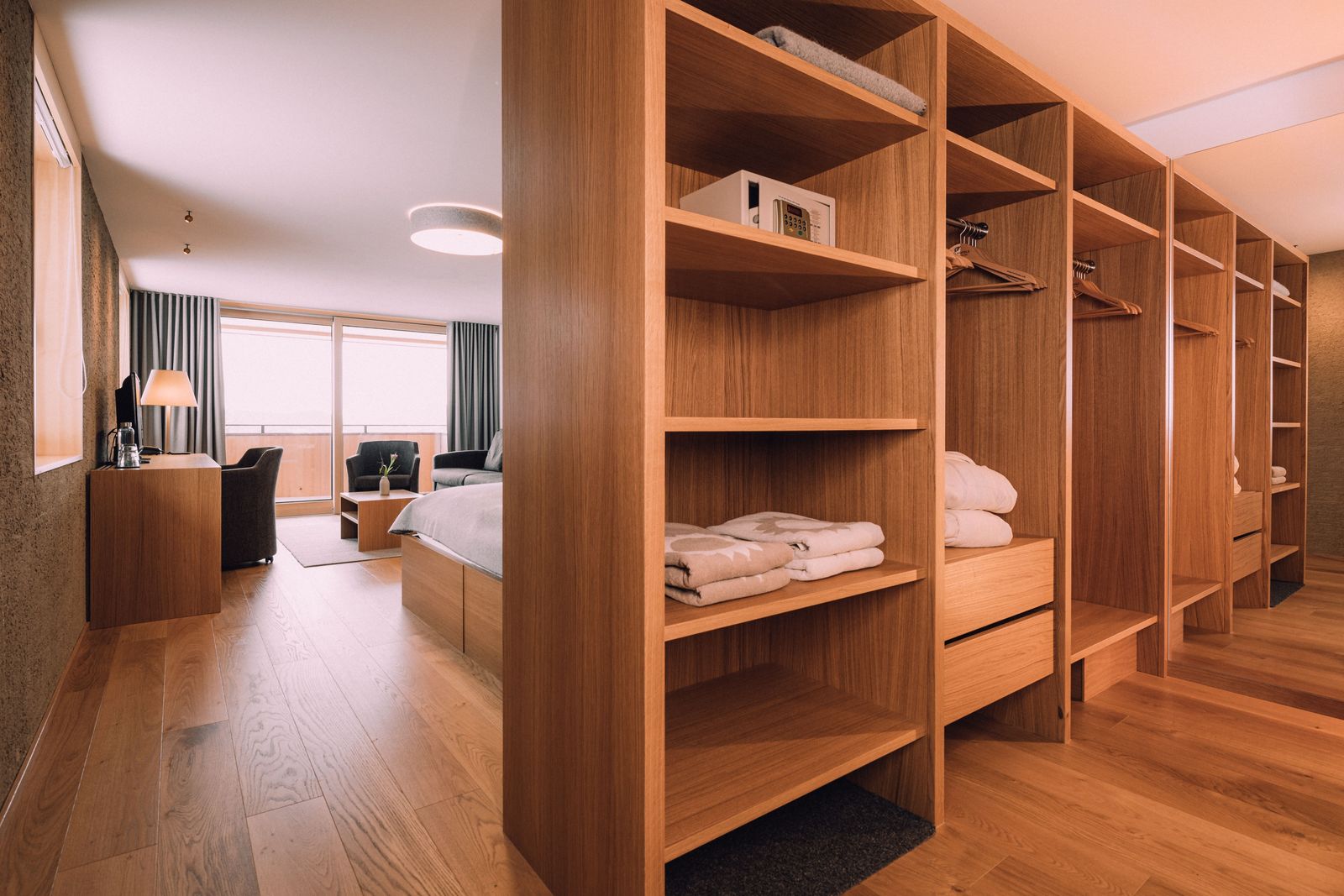 BIO HOTEL Naturhotel Chesa Valisa Familienzimmer Komfort Trennwand