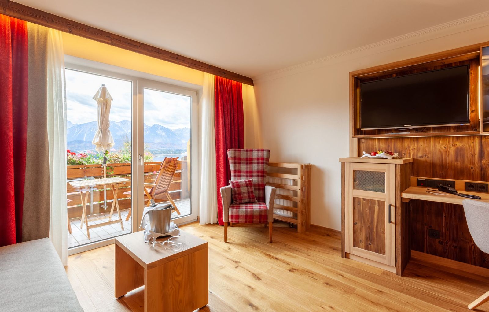 SUPERIOR Junior Suite "Peak Happiness" **** image 3 - Biohotel Eggensberger