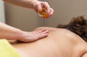 Ayurvedische Ganzkörper-Öl-Massage