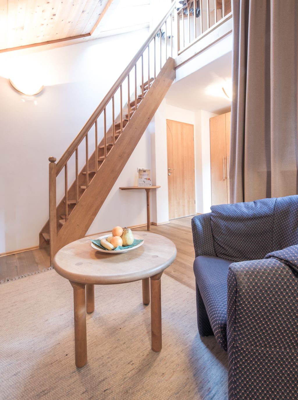 Doppelzimmer mit Treppe