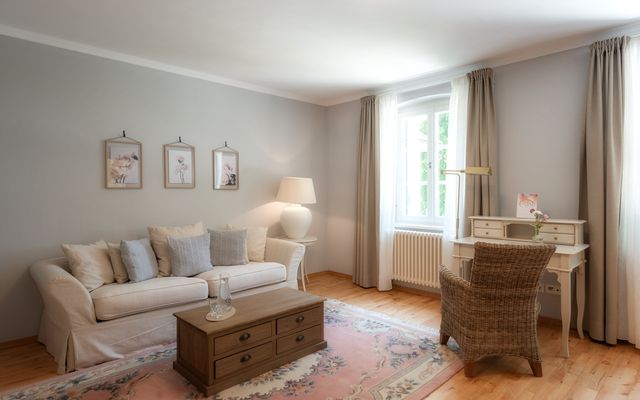 Unterkunft Zimmer/Appartement/Chalet: Junior-Suite Kleydorff mit Seeblick