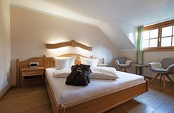 Biohotel moor&mehr: Doppelzimmer Holunder mit Balkon - moor&mehr Bio-Kurhotel, Bad Kohlgrub, Alpenvorland, Bayern, Deutschland