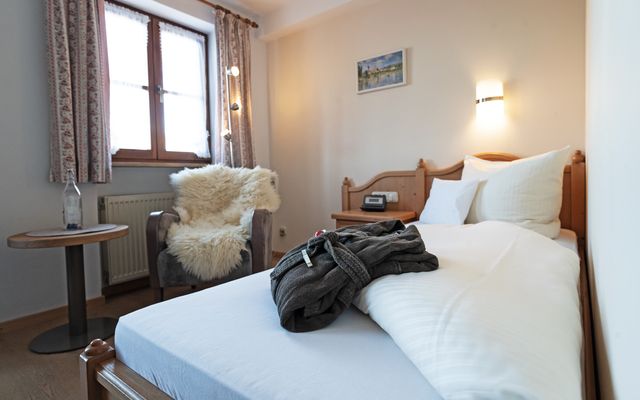 Comfort Single Room "Holunder" with Balcony image 2 - moor&mehr Bio-Kurhotel