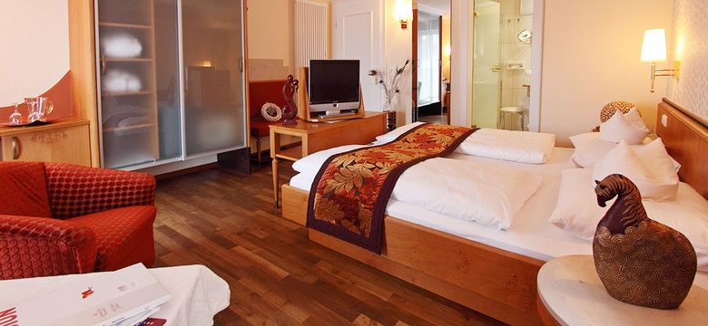 Wellness- & Aktivhotel Bodenmaiser Hof: Doppelzimmer Silberberg a image #1