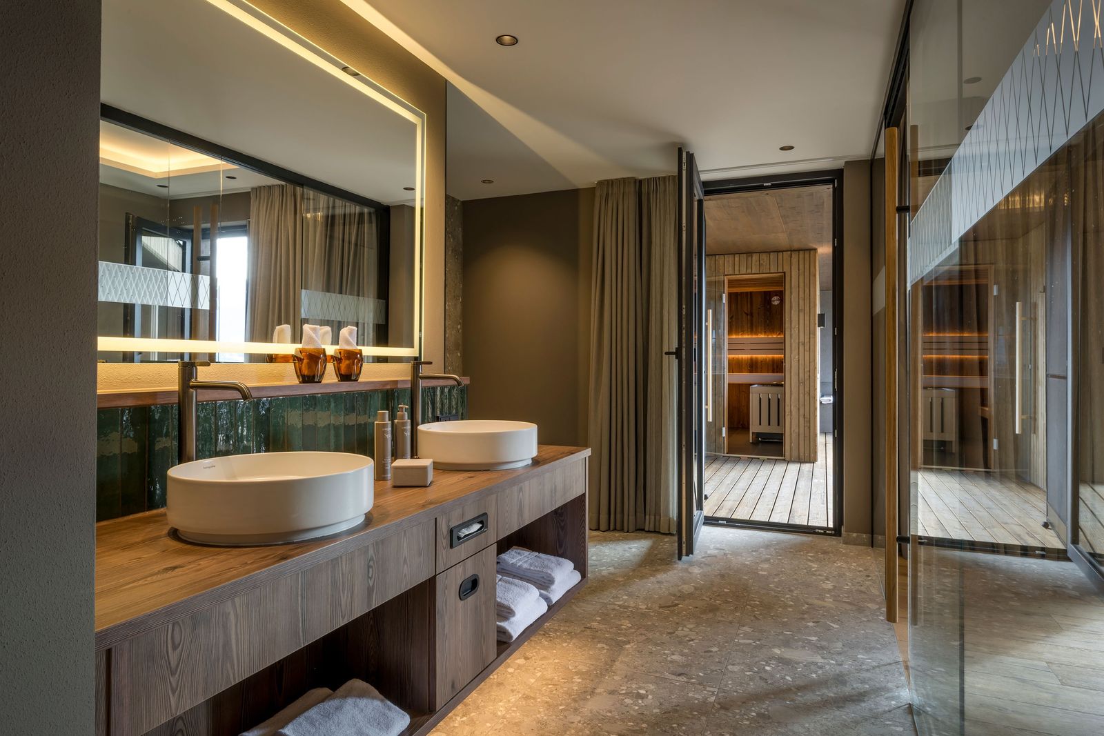 BERG SUITE mit Balkon - Bergkristall - Mein Resort im Allgäu