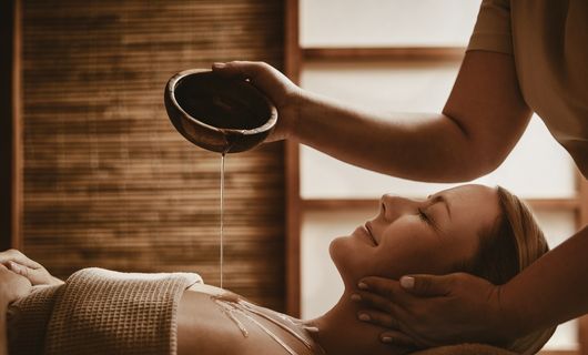 AYURVEDA MEETS BERGKRISTALL