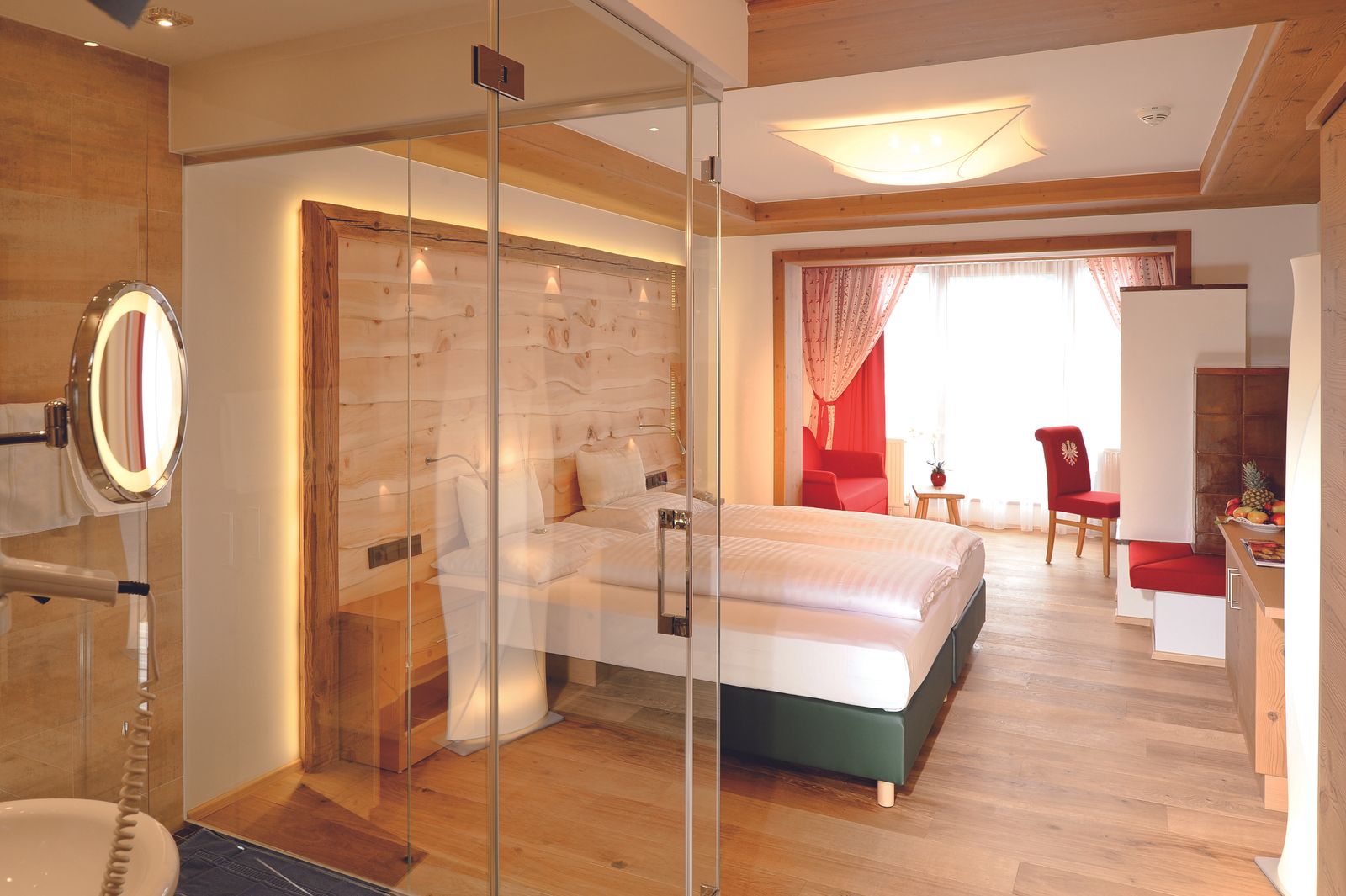 Doppelzimmer Superior image 3 - Familotel Seefeld Tirol Das Kaltschmid
