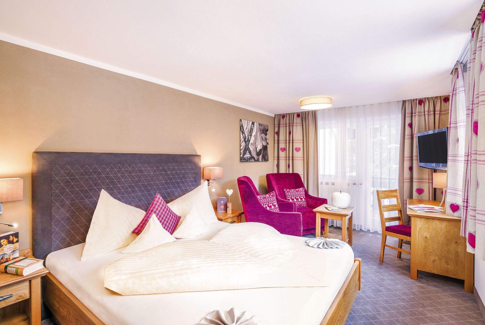 Doppelzimmer 26 qm image 1 - Parkhotel Burgmühle