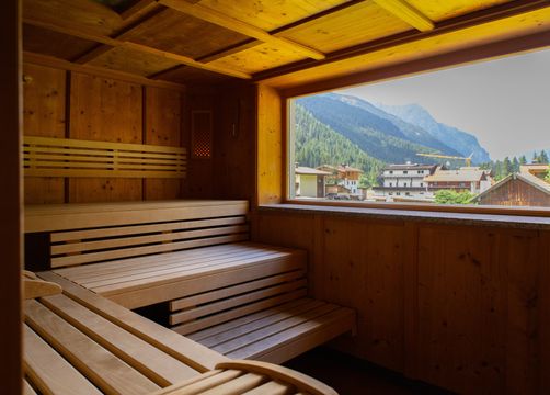 Biohotel Stillebach: Sauna mit Ausblick - Biohotel Stillebach, St. Leonhard im Pitztal, Tirol, Österreich