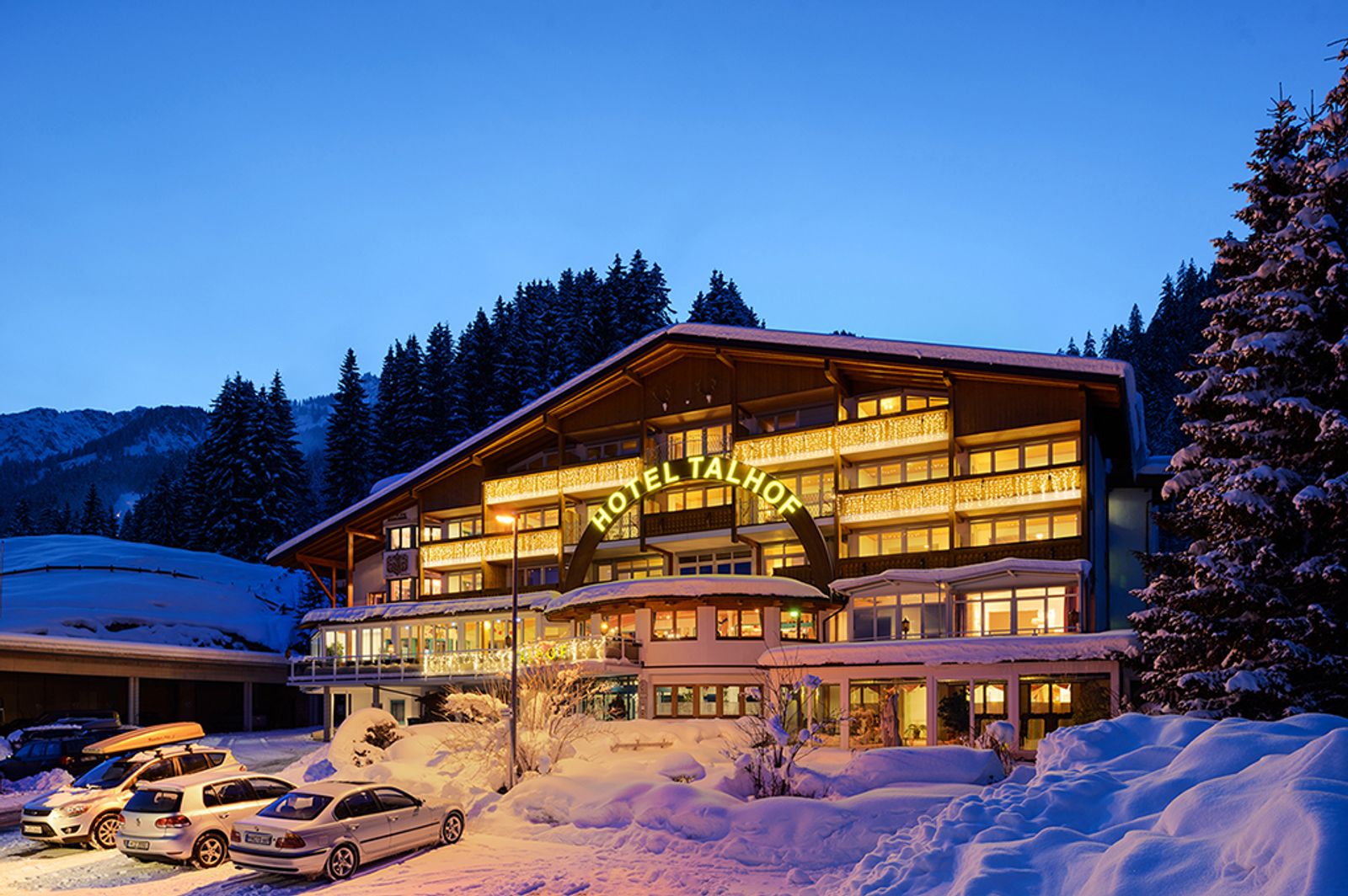 Kellner (m/w/d) in Teilzeit oder Vollzeit image 4 - Tiroler Aktiv- und Bergurlaub im Tiroler Außerfern Hotel Talhof - Garni & More