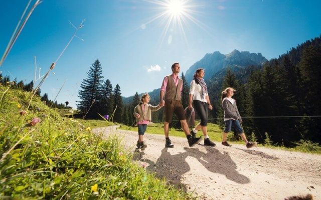 Family Midweek 14/15