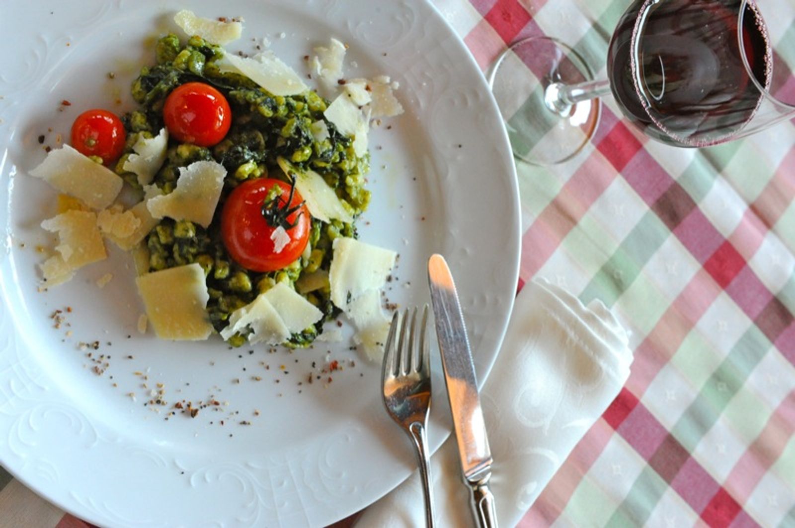 Kellner (m/w/d) in Teilzeit oder Vollzeit image 3 - Tiroler Aktiv- und Bergurlaub im Tiroler Außerfern Hotel Talhof - Garni & More