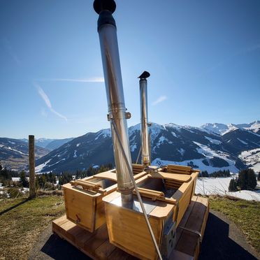 Außenbadewanne, Bachalm 1802, Saalbach-Hinterglemm, Salzburg, Salzburg, Österreich