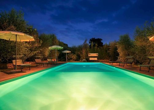 Biohotel La Pievuccia: Abendstimmung am Pool - Weingut & Biohotel La Pievuccia, Castiglion Fiorentino (AR), Toskana, Italien