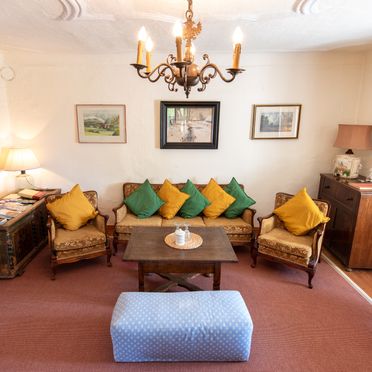 Living area, Gut Ottmanach "Schlosshof", Pischeldorf, Kärnten, Carinthia , Austria