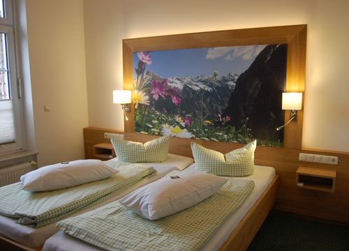 Doppelzimmer Komfort Hofseite (1/5) - Biohotel Amadeus
