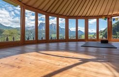 Biohotel Pennhof: neue Yoga-Jurte - Pennhof, Barbian (Bozen), Dolomiten, Trentino-Südtirol, Italien