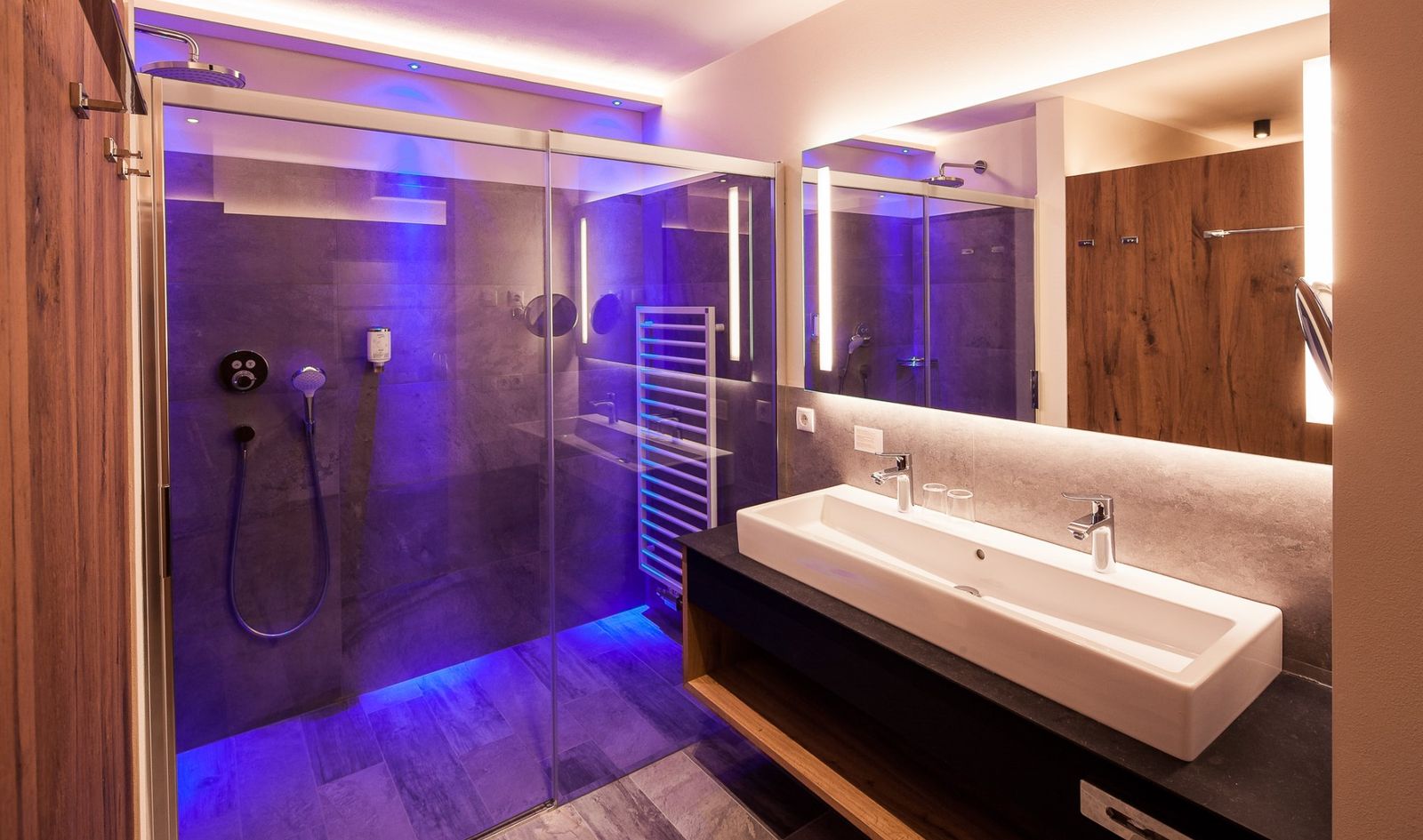 Royal Garden Suite image 8 - Quellenhof Luxury Resort Passeier