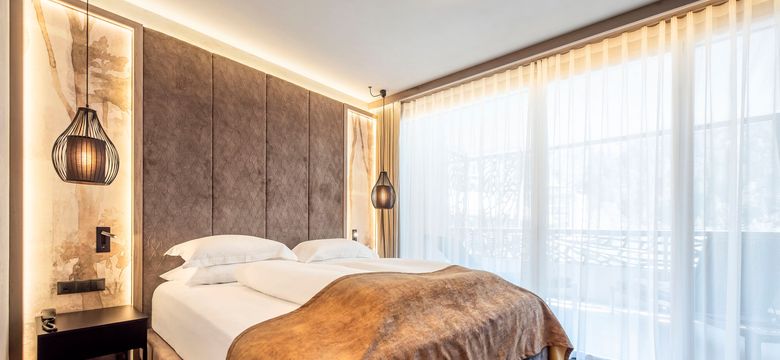 Quellenhof Luxury Resort Passeier: Double room Edelweiß image #6