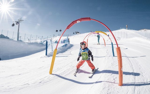 Familotel Südtirol Alpenhof Dolomit Family: Kids for Ski