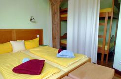 Biohotel Gut Nisdorf familienzimmer (2/7) - Gut Nisdorf 