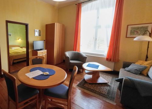 2-Zimmer Appartement "Schwalbe" (1/6) - Gut Nisdorf - Bio Urlaub an der Ostsee