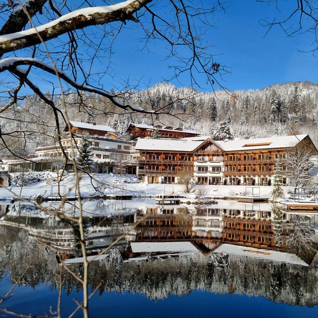 Angebot: Ski-Kurzurlaub - Hotel Feuriger Tatzlwurm 