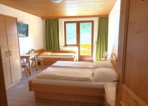 Pirker´s Juniorsuite (1/5) - Pirker's Natur- & Bio Familienhotel
